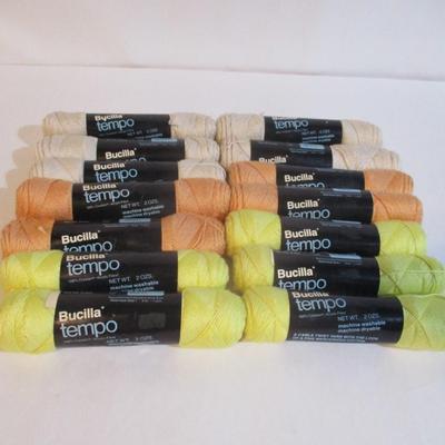 Bucilla Tempo Yarn Lot 111