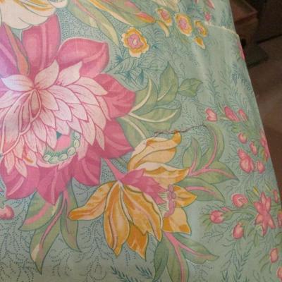 Vintage Fabric Remits Lot 122