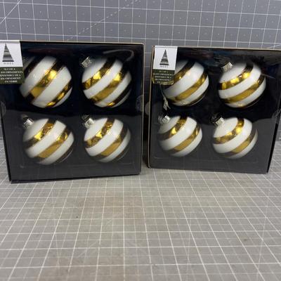 (8) New Gold and White Glass Ornament New in 2 Boxes Total 8 