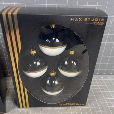 MAC STUDIOS Black, Gold And White 