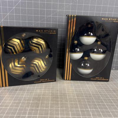 MAC STUDIOS Black, Gold And White 