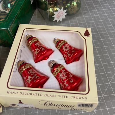 Lot of New Complete Ornaments