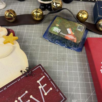 Collection of Santa Decors Plus more Mixed Lot Xmas