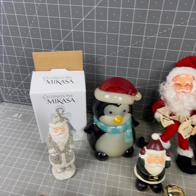 Collection of Santa Decors Plus more Mixed Lot Xmas
