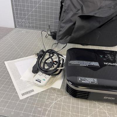 EPSON LCD Projector comes with a carrying Case. 
