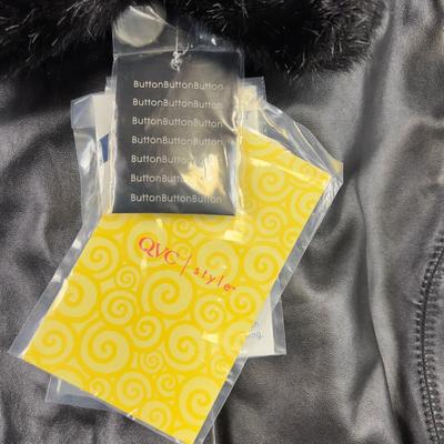 NEW Bradley Bayou Women Leather Trench Coat, Black  with Fur Collar 