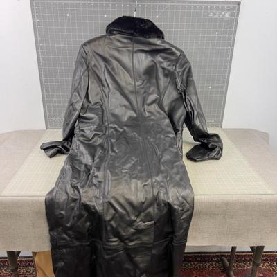 NEW Bradley Bayou Women Leather Trench Coat, Black  with Fur Collar 