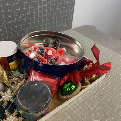 Sleigh Bells with Glitter and Trees