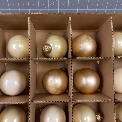 Gold Toned Balls for the tree