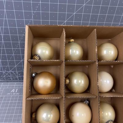 Gold Toned Balls for the tree