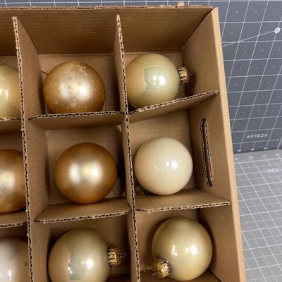 Gold Toned Balls for the tree