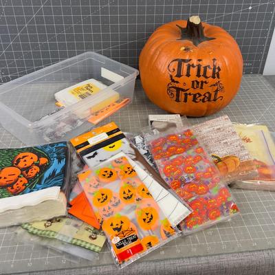 The Previously Forgotten Holiday Stuff HALLOWEEN Items