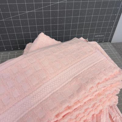 7  Hand Towels and 7 Pink Wash Cloth 