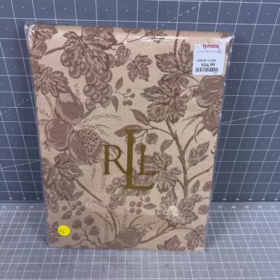 2 Ralph Lauren Rectangle NEW Table Clothes