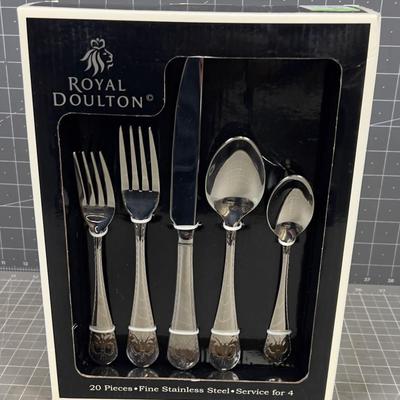 Royal Dolton 20 Piece Stainless Steel Service for 4 