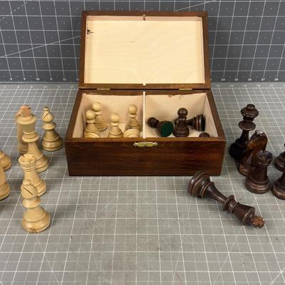 Set of Wooden CHESS MEN