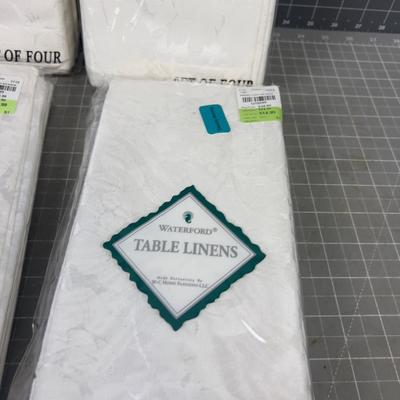 16 Waterford NEW NAPKINS All white matching! 