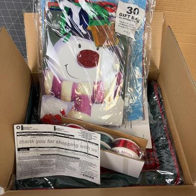 Piece Gift Wrap SET NEW 