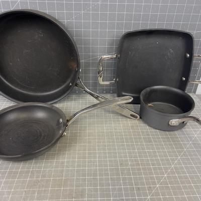 COOKS ESSENTIALS NEW 