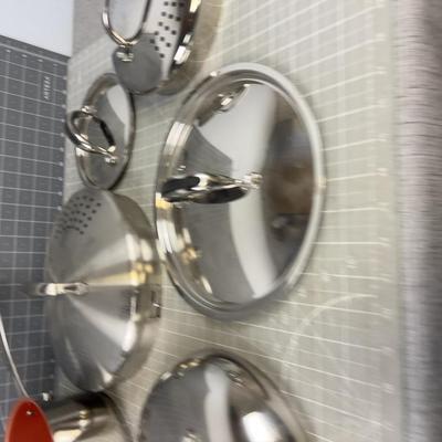 LOT OF NEW LIDS and 1 New Wave Sauce Pan