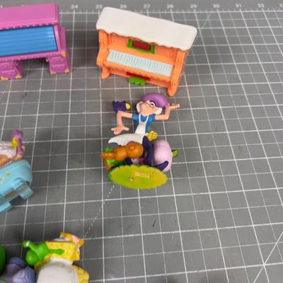 Miniature STRAWBERRY Shortcake Figurine, A whole Bag of such