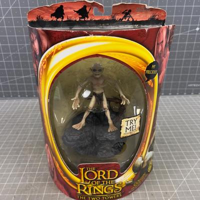 Lord of The RINGS GOLLUM Figurine, 