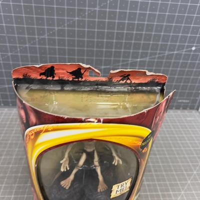 Lord of The RINGS GOLLUM Figurine, 