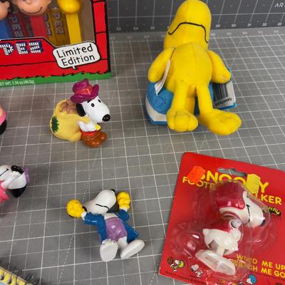 PEANUTS Items - ALL COLLECTIBLES. 