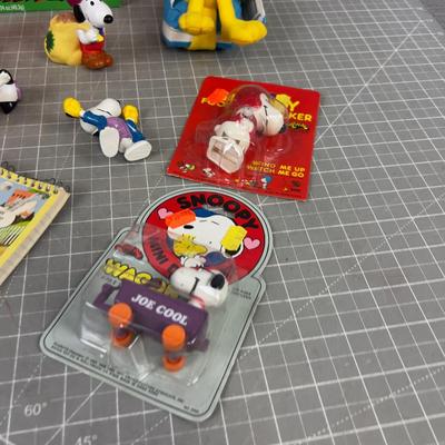 PEANUTS Items - ALL COLLECTIBLES. 