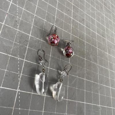 2 Sets of Earrings Glass Earrings. 