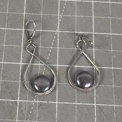 GRAY Pearl Dangle Earrings