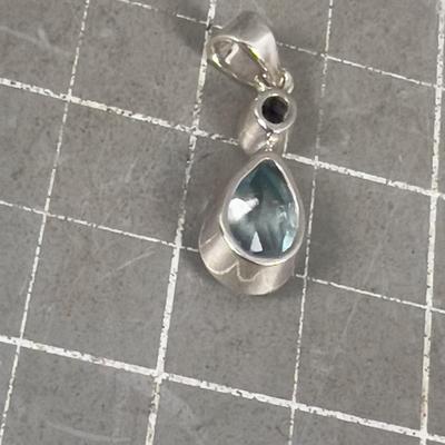 Aqua Marine Pendant VERY Pretty - Real!