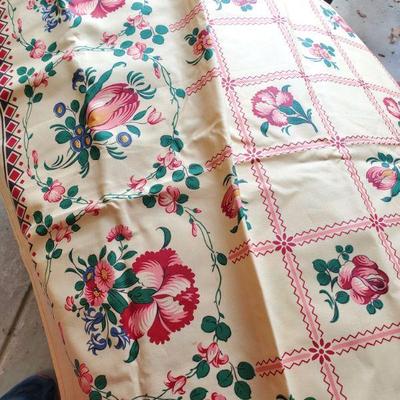 Beauviull Table Cloth 