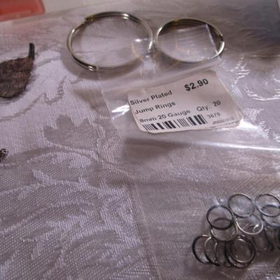 Bead case with mini jars, beads & jewelry making