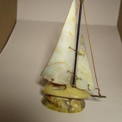 5" shell sailboat