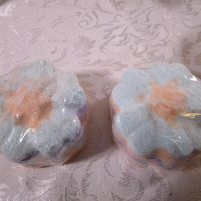 2 Bubbly Belle bath bombs