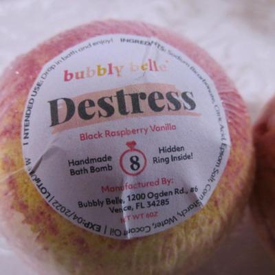 2 Bubbly Belle bath bombs