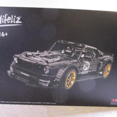 Nifeliz Black sports car MH34