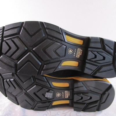 New Ariat men's work cowboy boots