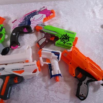 6 Nerf guns