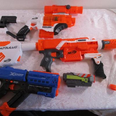 3 Nerf guns