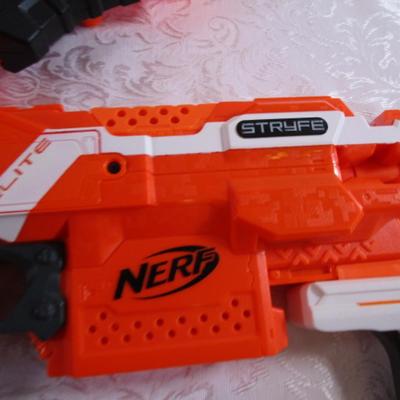 3 Nerf guns