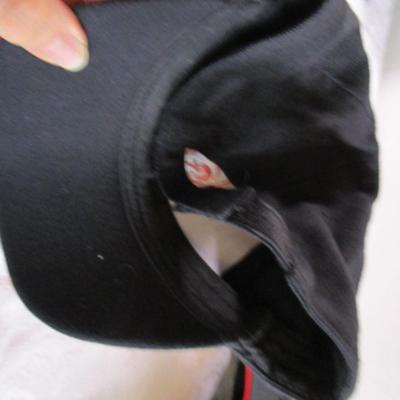 4 Ball caps