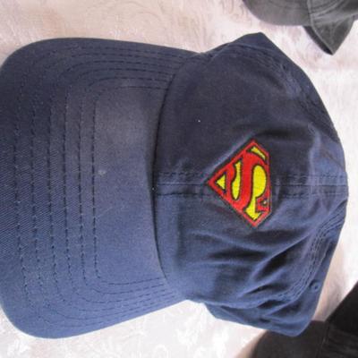 4 Ball caps