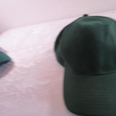 4 Ball caps
