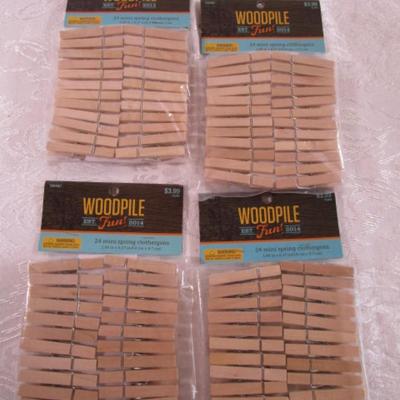 4 pkg. Woodpile Fun wooden clothespins, 24 in ea. pkg