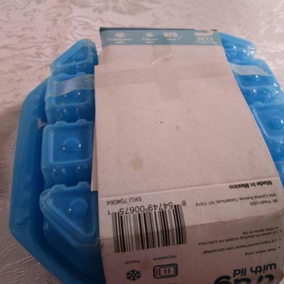 Fish Dish, Ice Cube Trays
