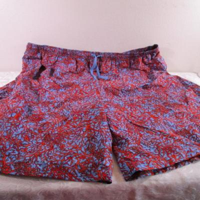 1 men's bathing suit size 4XL-T