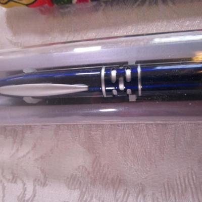 2 pens