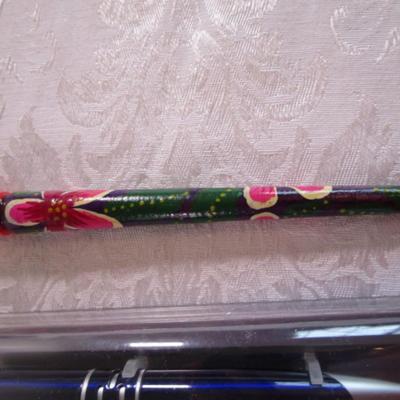 2 pens